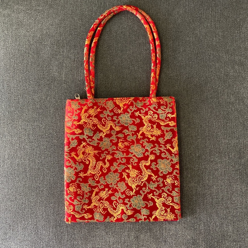 red dragon tote bag